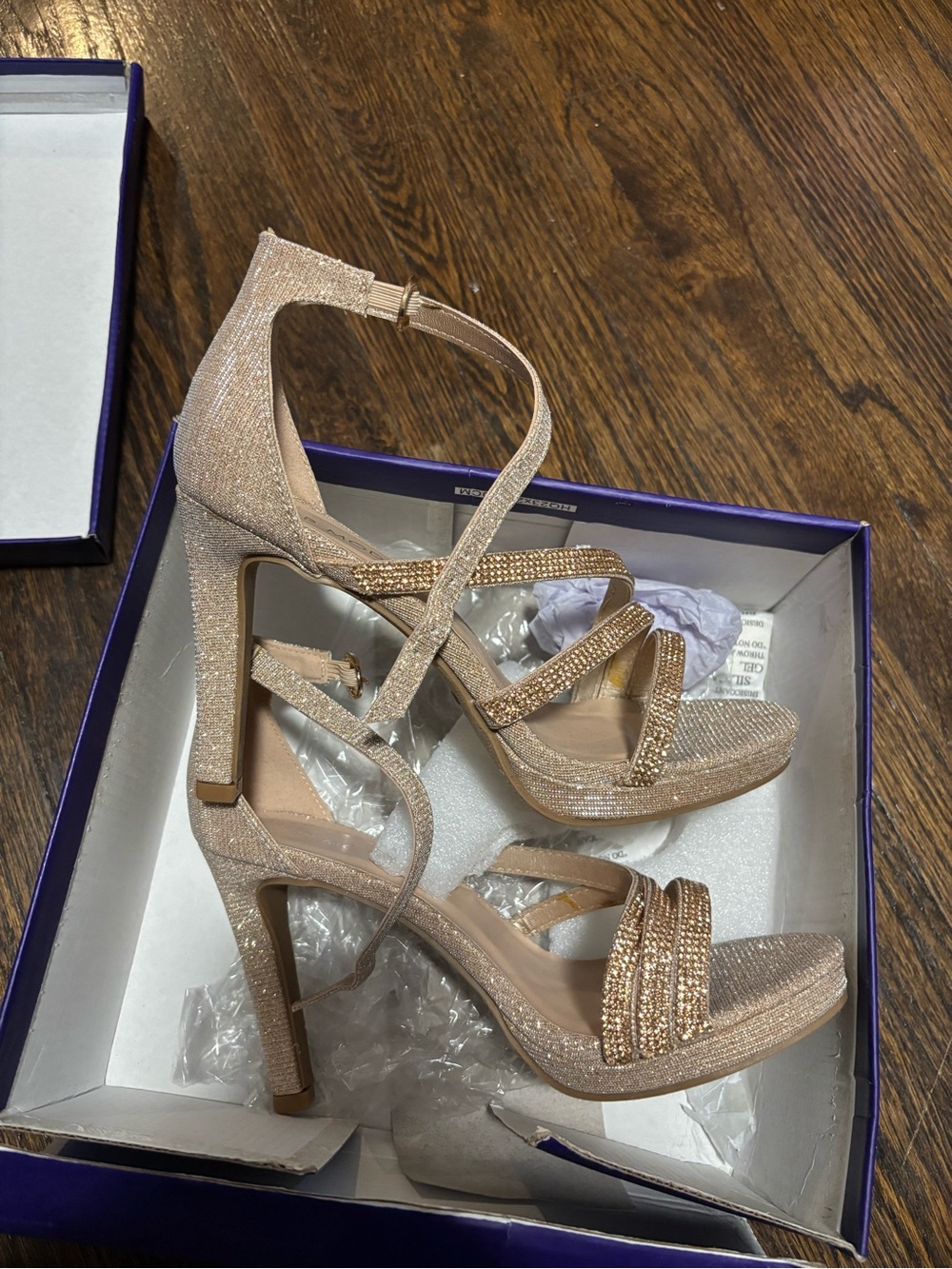 Top Moda, NWT Women's Champagne Rose Gold Glitter Strappy Heels, Size 6 1/2
